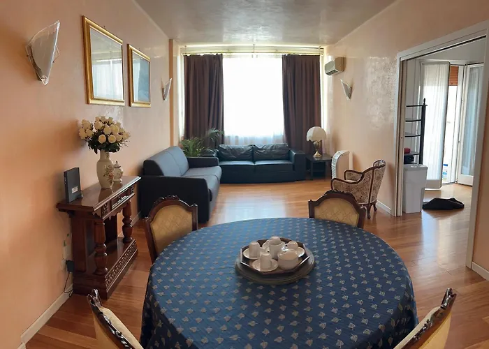 Pang's Маргера